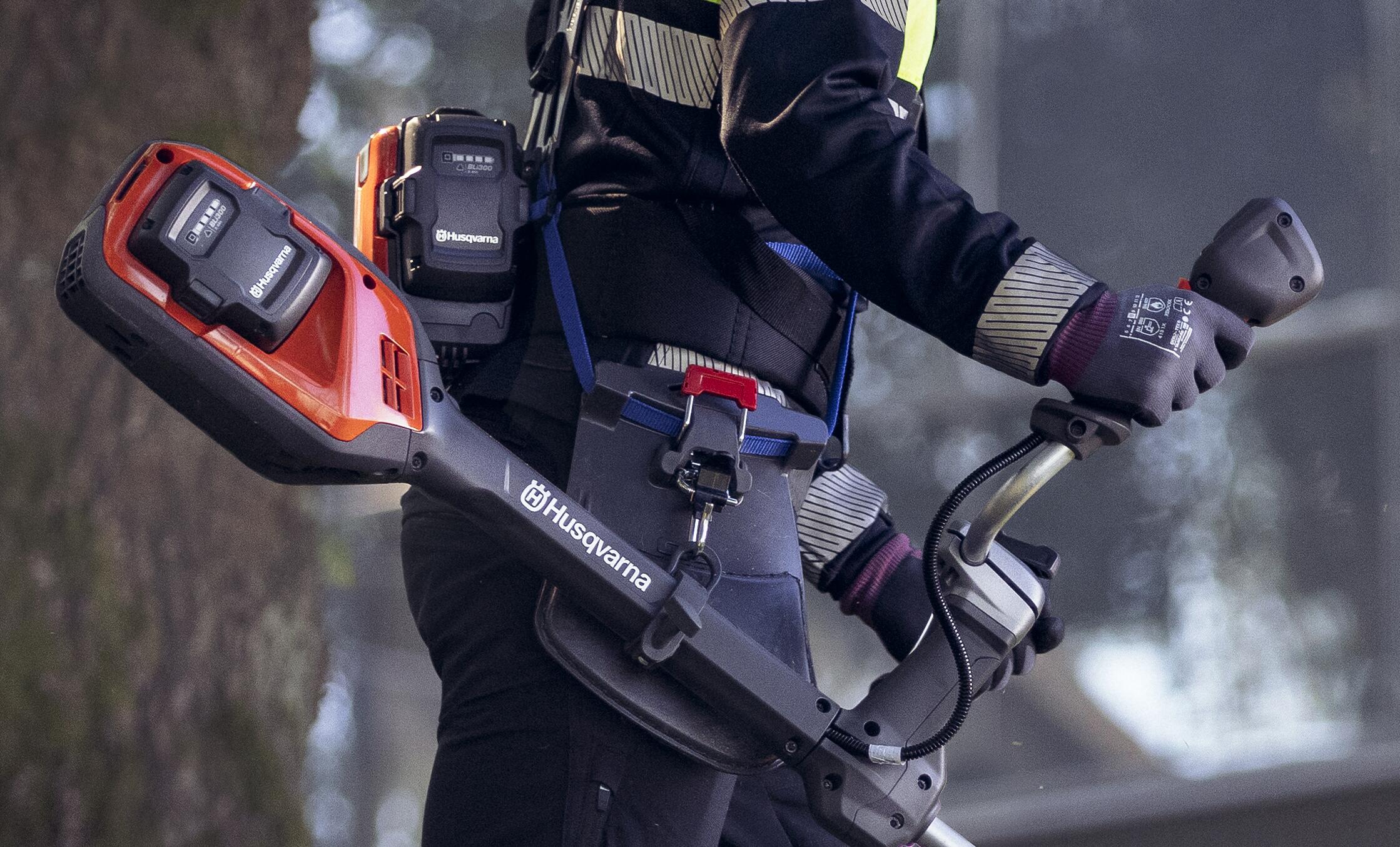 525i brushcutter and trimmers, Designed for professional use