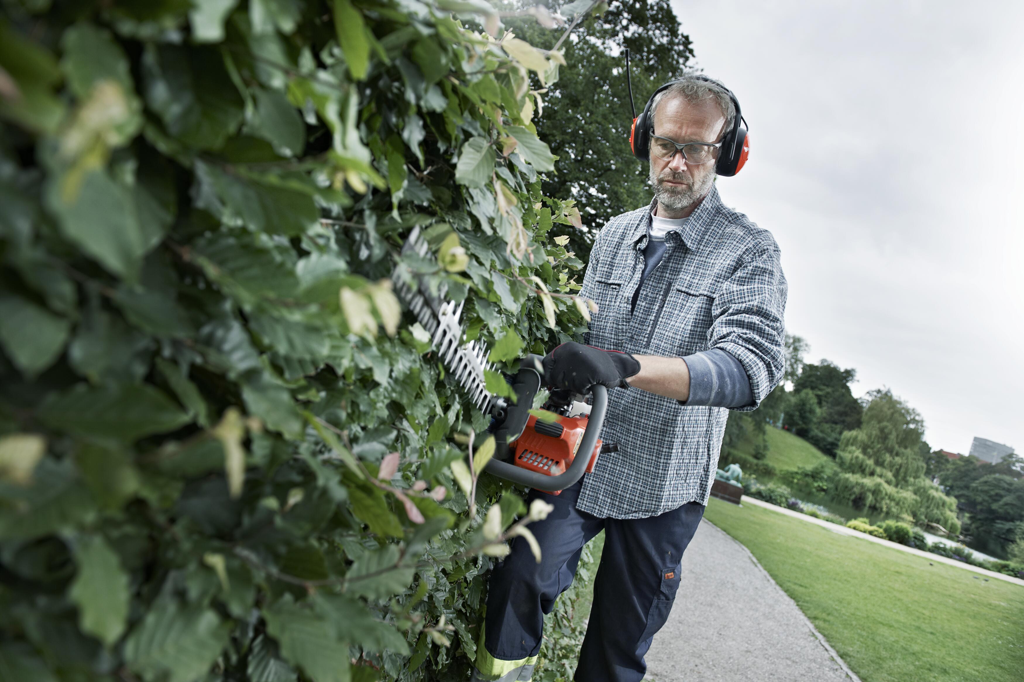 Husqvarna Hedge Trimmers are safe, all-round and comfortable to use