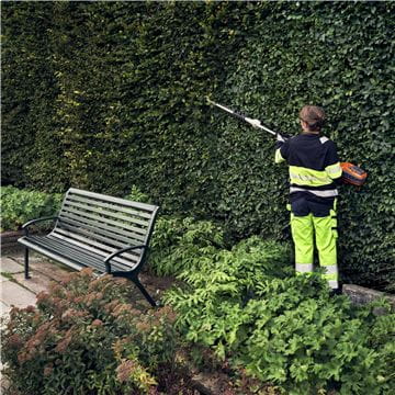 525iHF3 Pole hedge trimmer, Battery