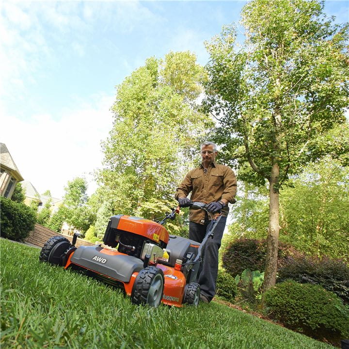  It’s easy to get the perfect lawn length by adjusting your Husqvarna Mower 